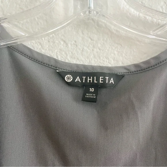 Athleta Gray/Green Sleeveless Athletic Dress - Picture 3 of 3